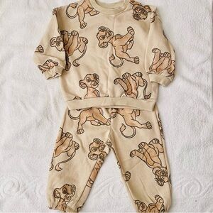 NWT Lion King Baby Sweatsuit
